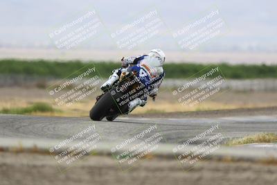 media/May-03-2025-CRA (Sat) [[22b18d099a]]/Races/Race 2/